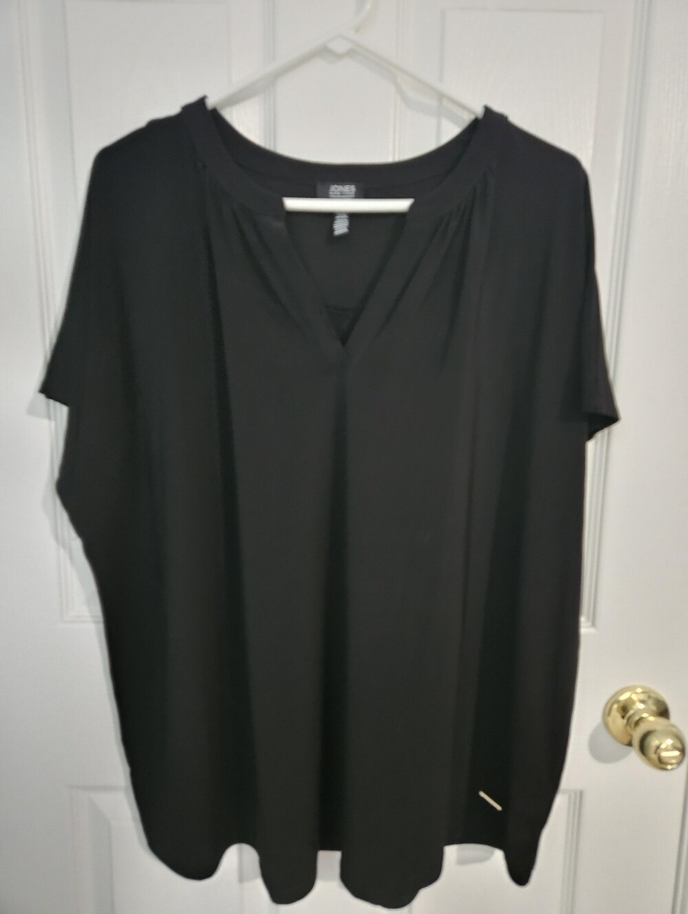 Jones New York Split Neck Cap Sleeve Blouse